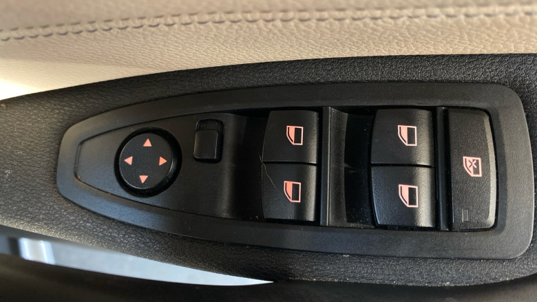 BMW X1 sDrive 20i xLine 5dr Step Auto Petrol Estate